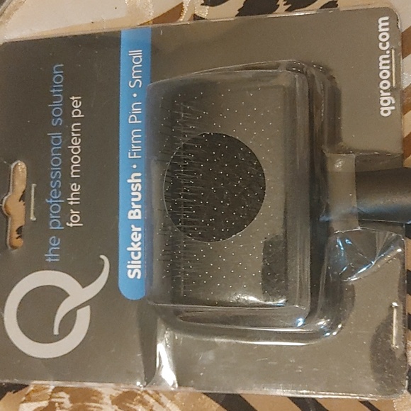 Pet Grooming Accessories - Picture 2 of 4